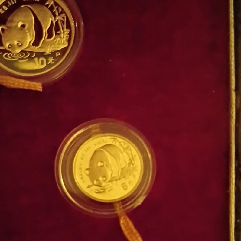 1987 Gold Chinese Proof Coins. Box and Certificate of Authenticity 1.9oz pure Au